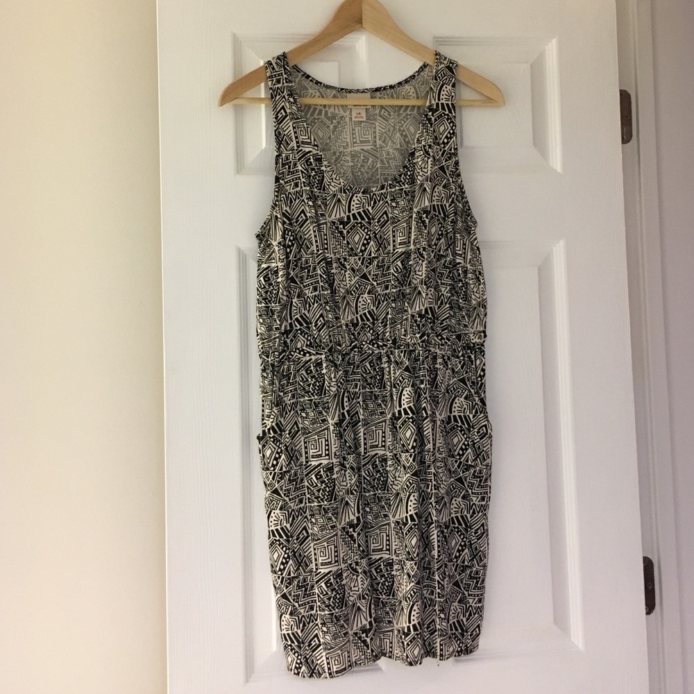 Mossimo Supply Co. Black and White Geometric Tank Dress